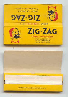 Papírky LE ZOUAVE KS 32ks v balení | box 50ks